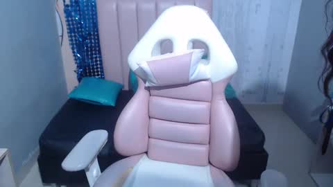 Snapshot of camilawilliams707rs chatting on October 2025 02:06:01 AM camilawilliams707rs online show from October 2025 02:06:01 AM