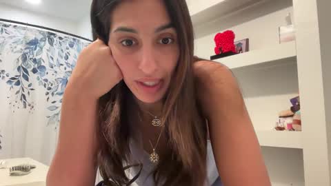 camiliakxoxo online show from December 2024 01:16:02 PM