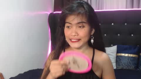 camilla_morena online show from October 2025 05:25:01 AM