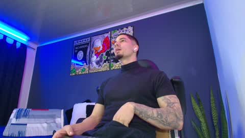 Snapshot of camiloalvarezzz3 chatting on December 2024 02:10:02 PM CAMILO online show from December 2024 02:10:02 PM