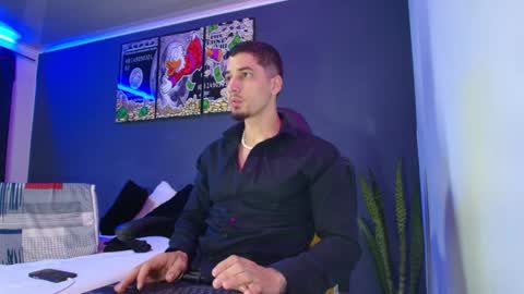Snapshot of camiloalvarezzz3 chatting on December 2024 12:12:02 PM CAMILO online show from December 2024 12:12:02 PM