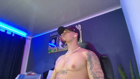 Snapshot of camiloalvarezzz3 chatting on December 2024 06:50:02 PM CAMILO online show from December 2024 06:50:02 PM