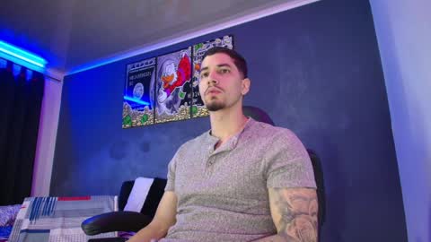 Snapshot of camiloalvarezzz3 chatting on February 2025 02:13:02 PM CAMILO online show from February 2025 02:13:02 PM