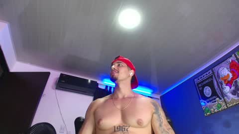 Snapshot of camiloalvarezzz3 chatting on February 2025 03:42:01 PM CAMILO online show from February 2025 03:42:01 PM