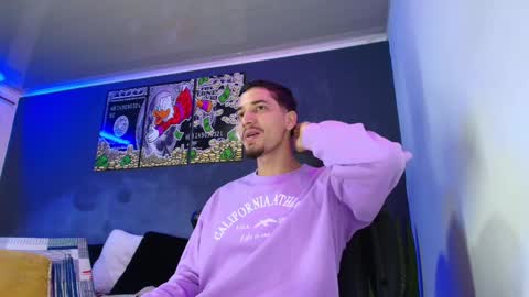 Snapshot of camiloalvarezzz3 chatting on February 2025 01:29:01 PM CAMILO online show from February 2025 01:29:01 PM