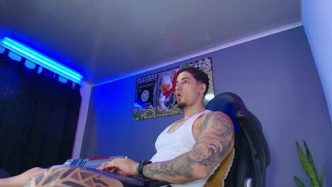 Snapshot of camiloalvarezzz3 chatting on September 2025 08:31:01 PM CAMILO online show from September 2025 08:31:01 PM