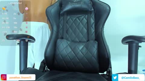 Snapshot of camilobass_ chatting on January 2025 01:03:01 AM Camilo Bass online show from January 2025 01:03:01 AM