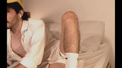 camilo online show from December 2024 09:19:02 AM