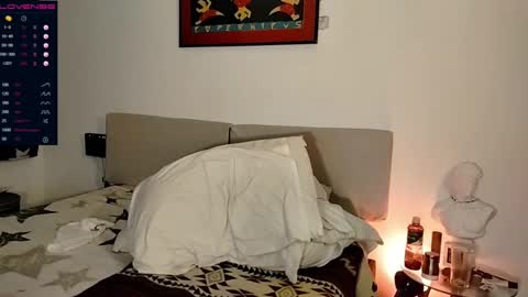 Snapshot of camilosaennz chatting on October 2025 02:06:01 AM camilo online show from October 2025 02:06:01 AM