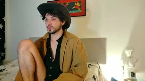 Snapshot of camilosaennz chatting on October 2025 09:18:02 AM camilo online show from October 2025 09:18:02 AM