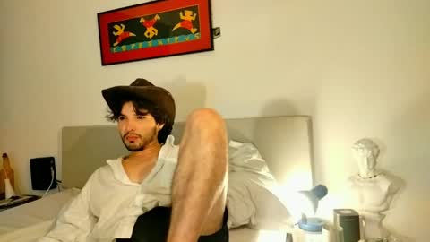 Snapshot of camilosaennz chatting on October 2025 06:49:01 AM camilo online show from October 2025 06:49:01 AM