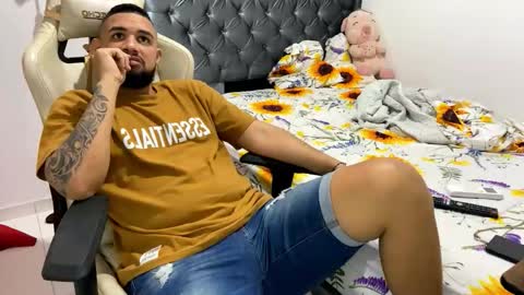 Snapshot of camilow777 chatting on October 2025 04:10:01 AM camilow777 online show from October 2025 04:10:01 AM