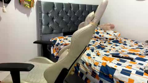 Snapshot of camilow777 chatting on October 2025 02:58:02 AM camilow777 online show from October 2025 02:58:02 AM