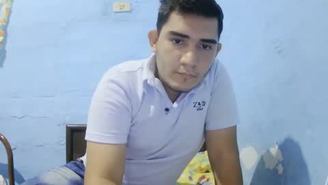 Snapshot of camilowhite_ chatting on November 2025 08:08:01 PM Camilowhite online show from November 2025 08:08:01 PM