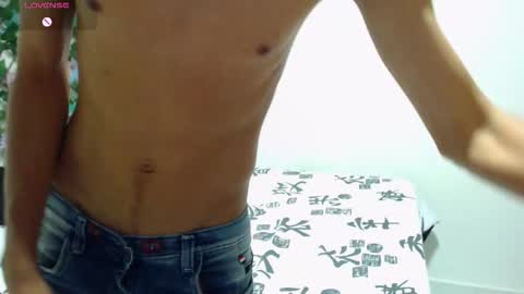 Snapshot of camiywy chatting on November 2025 04:45:01 AM CAMI online show from November 2025 04:45:01 AM