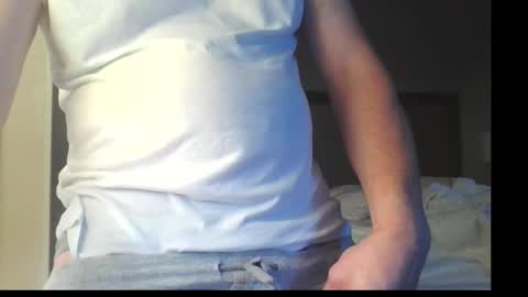 Snapshot of cammyman6900 chatting on November 2025 10:10:02 PM cammyman6900 online show from November 2025 10:10:02 PM