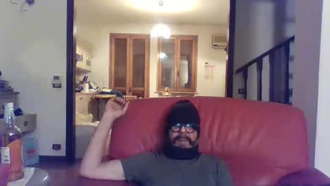 Snapshot of camomilla72 chatting on February 2025 01:25:02 AM Cristian online show from February 2025 01:25:02 AM