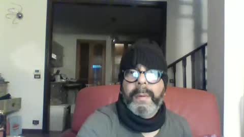 Snapshot of camomilla72 chatting on February 2025 03:32:02 PM Cristian online show from February 2025 03:32:02 PM