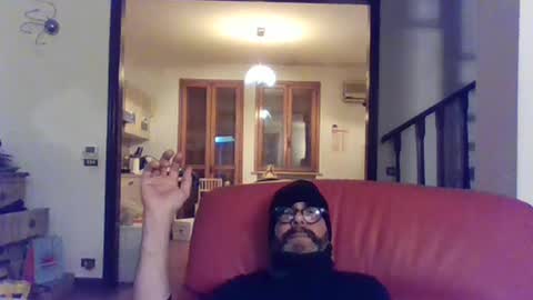 Snapshot of camomilla72 chatting on February 2025 12:48:01 PM Cristian online show from February 2025 12:48:01 PM