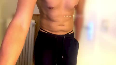 camsecs online show from October 2025 04:38:02 PM