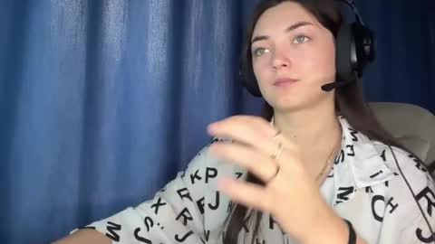 Snapshot of cancychill chatting on December 2025 06:06:01 AM Kate online show from December 2025 06:06:01 AM