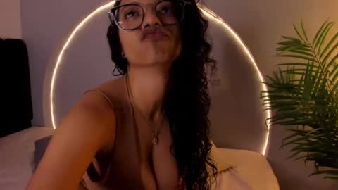 Candela  online show from March 2025 12:06:02 PM
