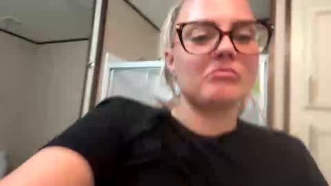 Snapshot of candicewlahna chatting on September 2025 05:17:02 AM candicewlahna online show from September 2025 05:17:02 AM