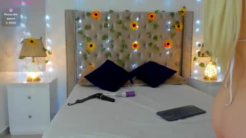 Candie  online show from March 2025 07:37:02 PM