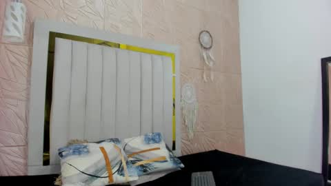 candise online show from September 2025 10:04:02 PM