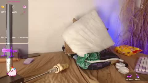 Candy online show from October 2025 08:50:02 PM