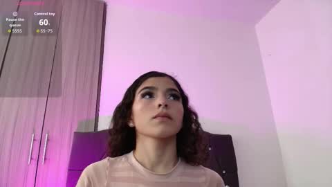 Snapshot of candy_blissx chatting on October 2025 07:13:01 PM candy_blissx online show from October 2025 07:13:01 PM