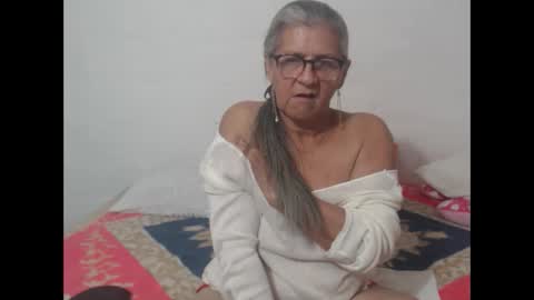 candy online show from December 2024 11:31:01 PM