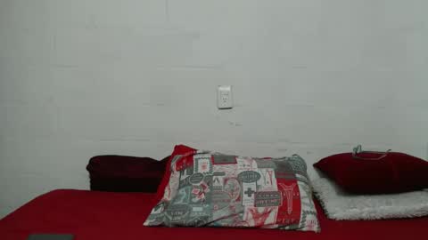 Snapshot of candy_mature_ chatting on October 2025 11:51:02 PM candy online show from October 2025 11:51:02 PM