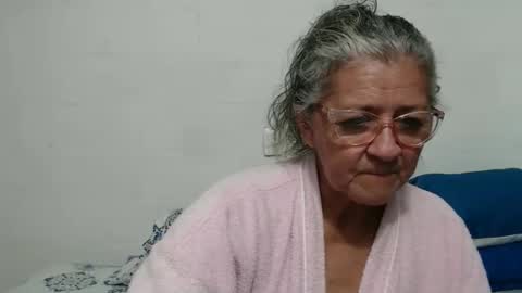 Snapshot of candy_mature_ chatting on November 2025 11:04:02 PM candy online show from November 2025 11:04:02 PM