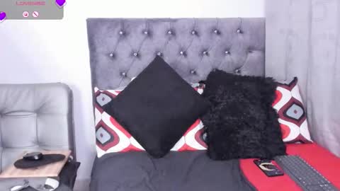 Snapshot of candy_sex_hot_ chatting on October 2025 06:16:02 AM YECENIA - online show from October 2025 06:16:02 AM