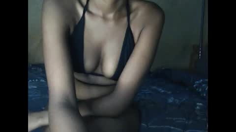 candybrown001 online show from October 2025 06:58:01 PM