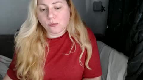 Laura online show from February 2025 07:44:02 AM