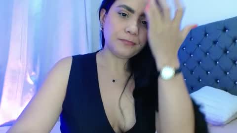 Snapshot of candyhot4 chatting on December 2024 11:57:02 PM candy online show from December 2024 11:57:02 PM