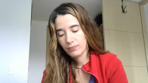 Snapshot of candylovecat chatting on November 2025 03:12:02 PM candylovecat online show from November 2025 03:12:02 PM