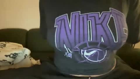 Snapshot of candypaint151 chatting on November 2025 09:59:01 PM Candy online show from November 2025 09:59:01 PM