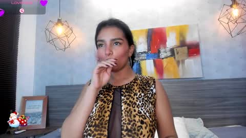 Candys Victoria online show from December 2024 06:10:01 AM