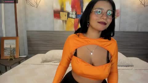 Candys Victoria online show from February 2025 01:25:01 AM