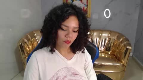 canela_s1 online show from October 2025 08:09:02 PM