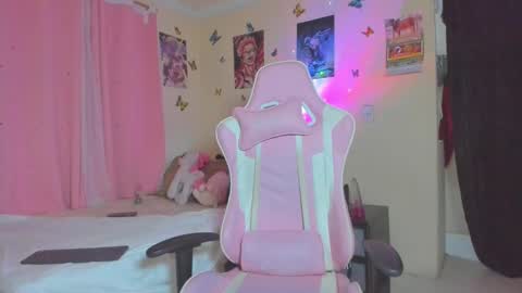 Canela online show from February 2025 01:21:01 AM