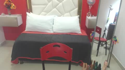 Canela online show from October 2025 03:46:02 PM