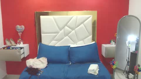 Canela online show from November 2025 06:41:02 PM