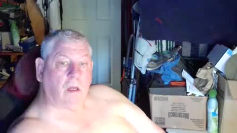 canoelicker69 online show from September 2025 07:47:01 PM
