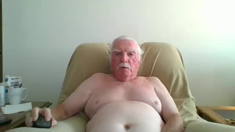 Snapshot of capecod21 chatting on September 2025 09:25:01 PM capecod21 online show from September 2025 09:25:01 PM