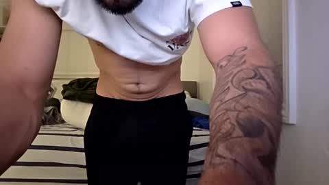 Snapshot of cappinrc8 chatting on November 2025 04:02:02 AM cappinrc8 online show from November 2025 04:02:02 AM