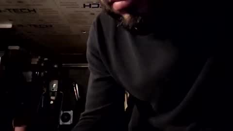 Snapshot of cappinrc8 chatting on November 2025 06:33:01 AM cappinrc8 online show from November 2025 06:33:01 AM